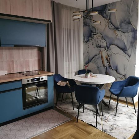 Gold Lux Apartment Cacak Ngoại thất bức ảnh