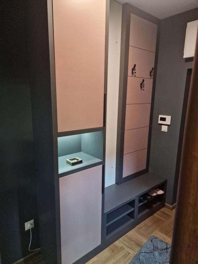 Gold Lux Apartment Cacak Ngoại thất bức ảnh