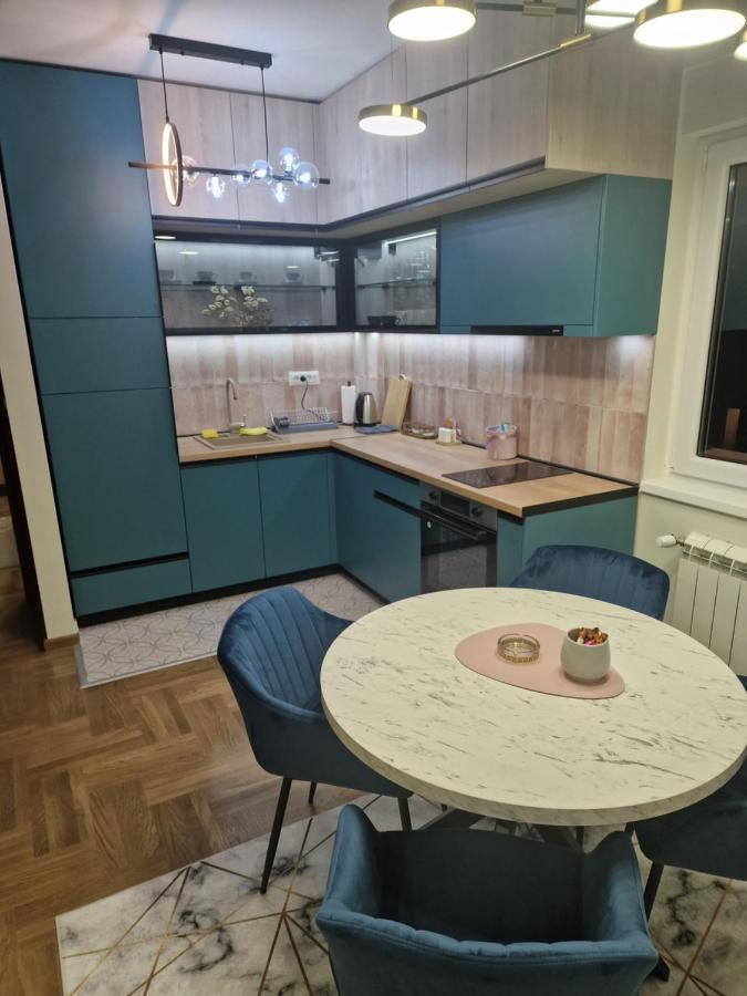 Gold Lux Apartment Cacak Ngoại thất bức ảnh